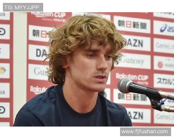 足球明星长发发型女生的时尚潮流与魅力解析 足球明星长发发型女生的时尚潮流与魅力解析