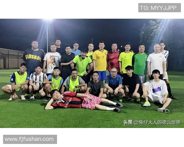 娱乐圈明星与足球明星的跨界合作与友谊探讨 娱乐圈明星与足球明星的跨界合作与友谊探讨